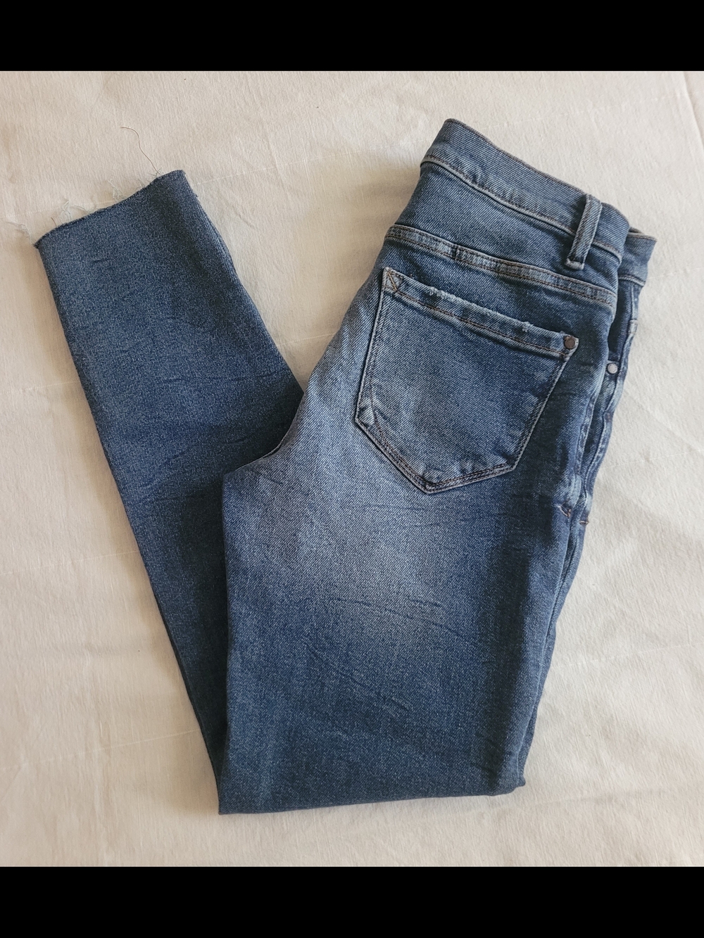 Kensie Sz 4 Skinny Jeans